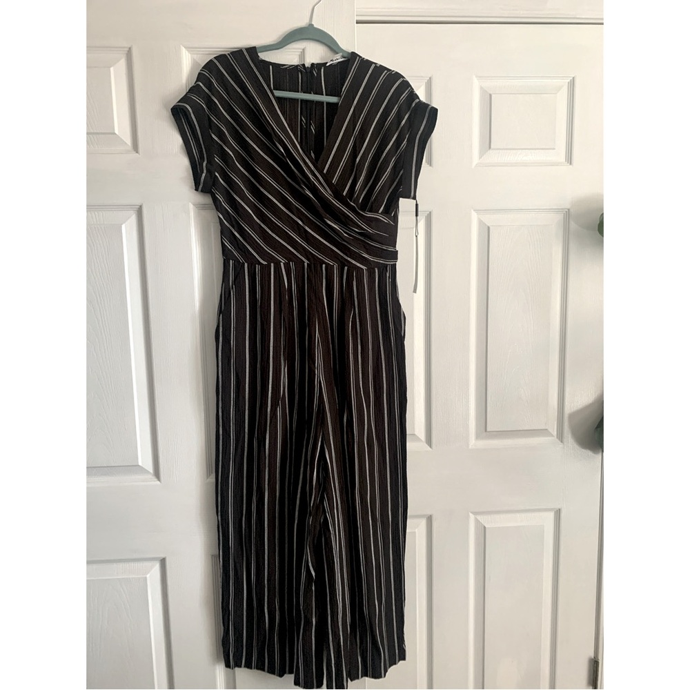 Calvin Klein 1 Piece Jumper, Black w/ White Pinstripes (US Size 10) NEW w/ Tags